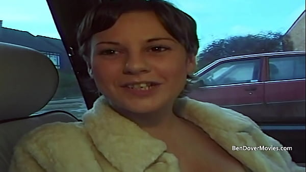 Play MP4 - British 19yr Katy wants cock up her ass