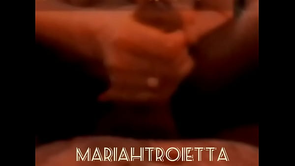 Play MP4 - mariah feet and handjob