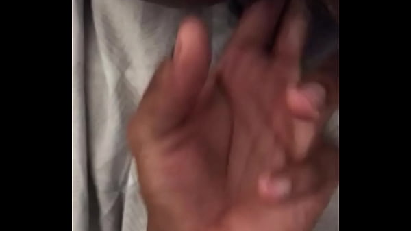 Play MP4 - body ever fingered her like me