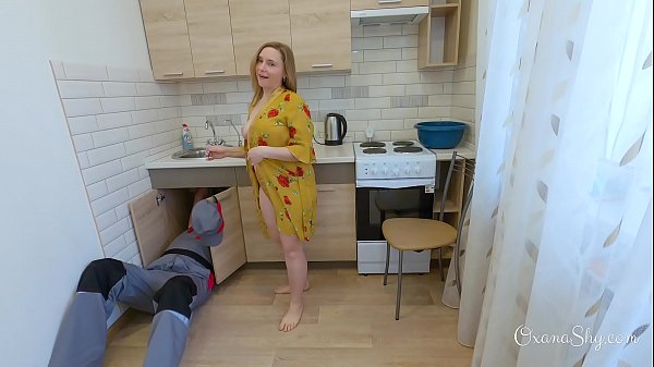 Play MP4 - Lucky plumber