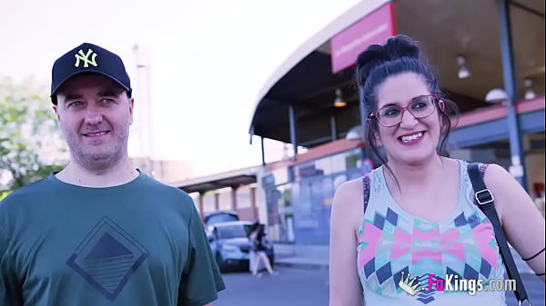 Play MP4 - PREGNANT makes her porn debut with HER BEST FRIEND&excl;&excl;