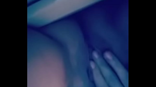 Play MP4 - me in the washroom playin with myself