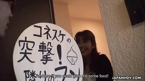 Play MP4 - Slow lesbian pussy eating for the TV show