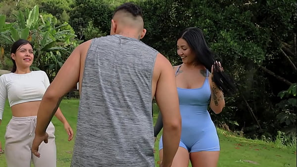 Nonton My Personal Trainer Ends Up Fucking Me Really Hard Until I Come - La Rola thumbnail