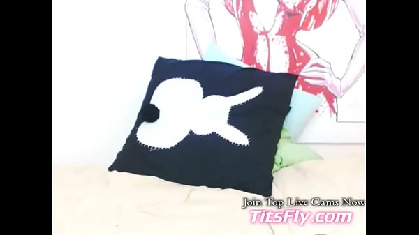 Cute Sexy Asian_Live Sex Masturbating On Cam