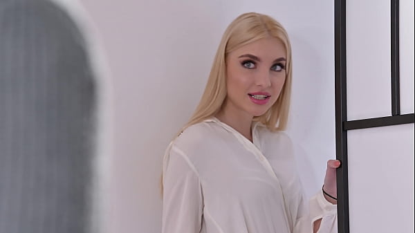 Play MP4 - Gorgeous Model Sylvia Bunktarka Enjoys a Fuck & Facial from Painter GP2327