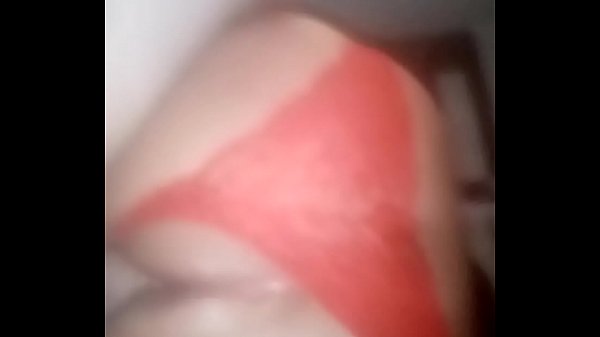 Cogiendo a gusto el día primero del 2020 ya necesitaba su rica cogida