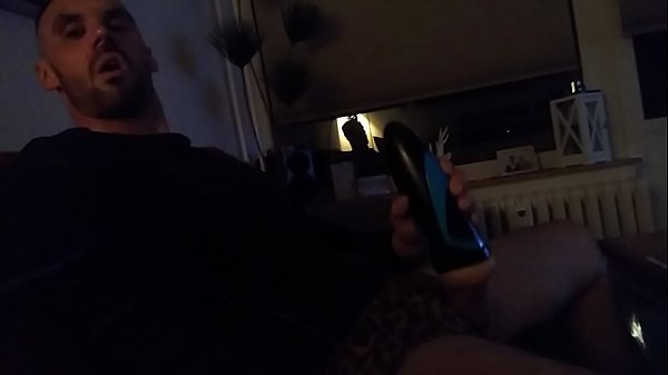 Play MP4 - Who wanna suck&quest;&excl;&quest;