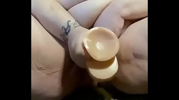 AriesBBWwith her fat thighs andpussy