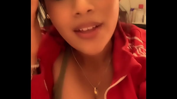 Chichona tiktoker y nalgona 