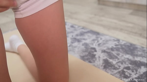 Play MP4 - Fucked my stepsister during a yoga class while the girl was not around