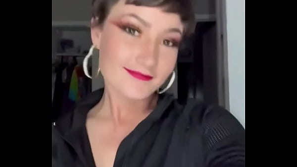 The curls i just can&rsquo;t stop cutting them off ️what do you think i should do with my hair 