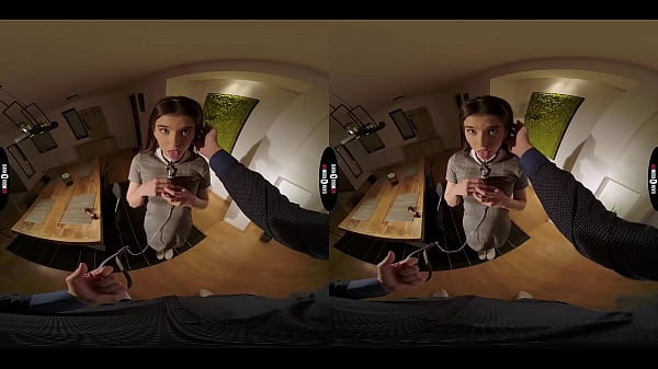 Play MP4 - DARK ROOM VR - Time To Suck