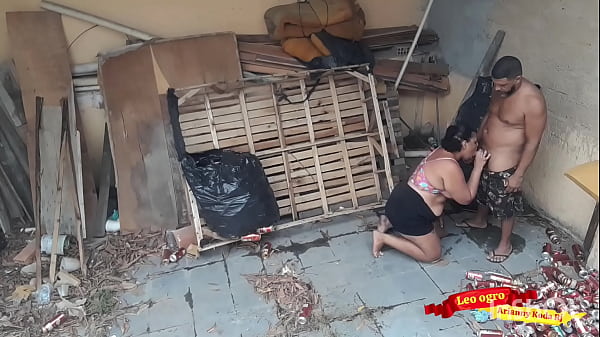 Gordinha Gostosa Deu O Cu Para O Cunhado Na Casa Abandonada thumbnail