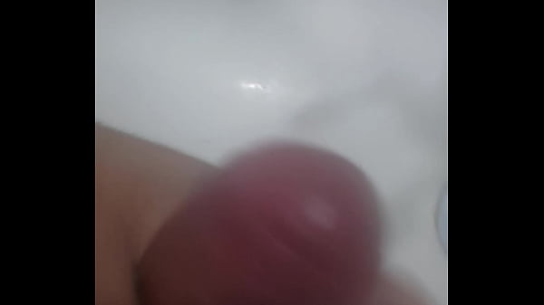 Novinha gordinho gozando