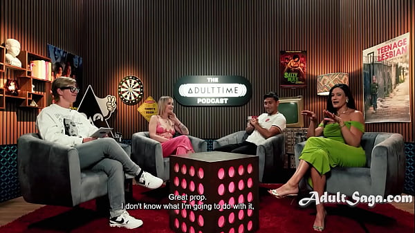 Fun Questions And BTS Conversations With Penny, Lilly & Max 