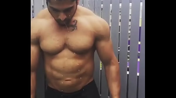 Play MP4 - hot undie