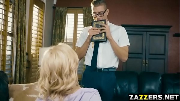 XanderCorvus_stuffs Jade Ambers pussyon top