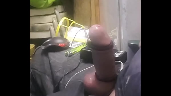 Play MP4 - estim my cock haed nice