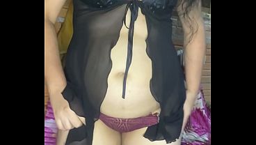 Tirando calcinha