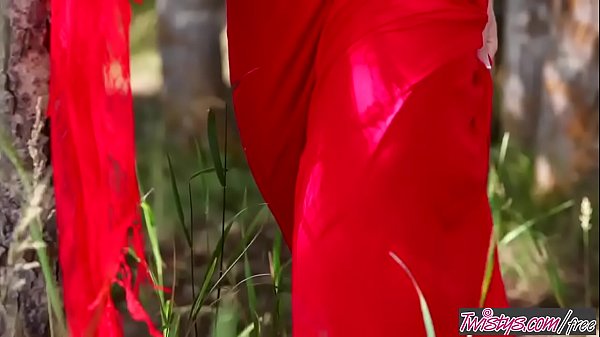 Twistys - Maya Rae starring at BeautyBlooms