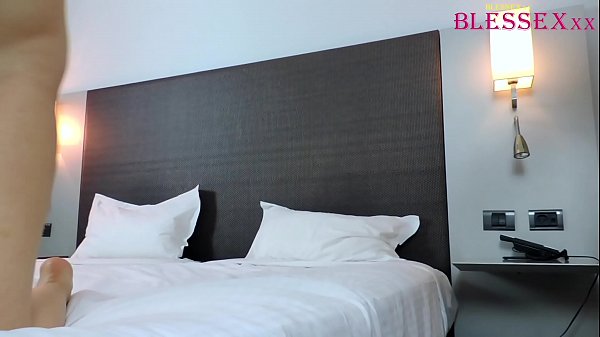 Play MP4 - He asks his wife for explanations for being unfaithful