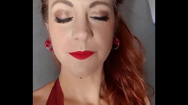 Nonton Hello Les Chats! Tr&egrave;s Beau Reveillon !! thumbnail