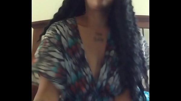 Nonton Kitty Play thumbnail