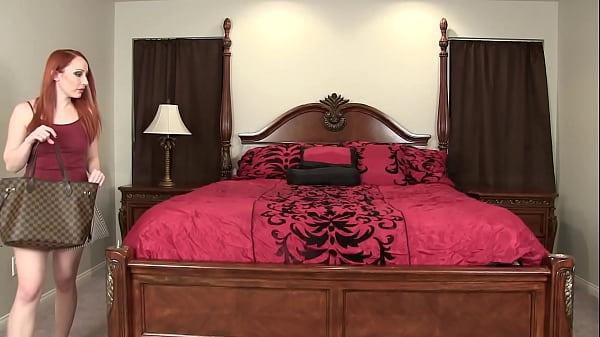 Play MP4 - The Lesbian Seduction of Crystal Clark By Sinn Sage