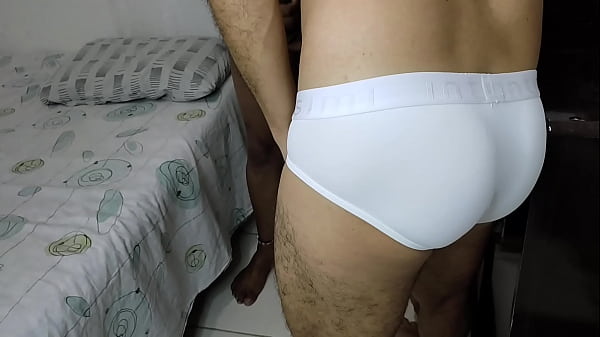 FODA GOSTOSA COM TURISTA 