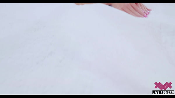 Nonton All Natural Blonde Lovely Lo Gets Her Tight Wet Pussy Creampied thumbnail