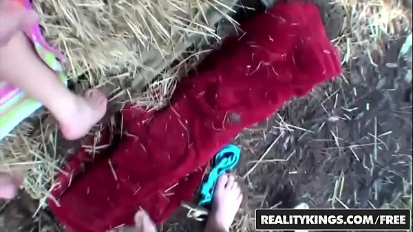 RealityKings - Bella 