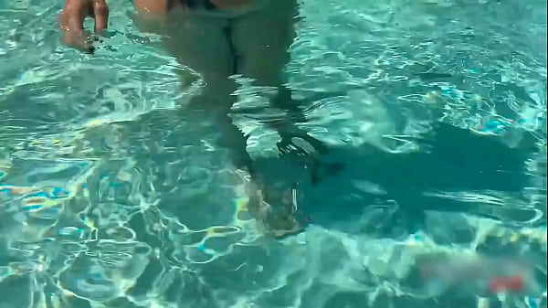 L'int&eacute;gralit&eacute; tr&egrave;s HARD de la vid&eacute;o est sur mon profil priv&eacute;e 