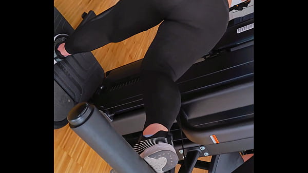 Omg My Trainer Fucks Me In The Gym After Training (bbc Creampie) - Leaked Video thumbnail