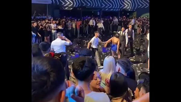 Perd&oacute;n estaba haciendo mis necesidades y pinto 