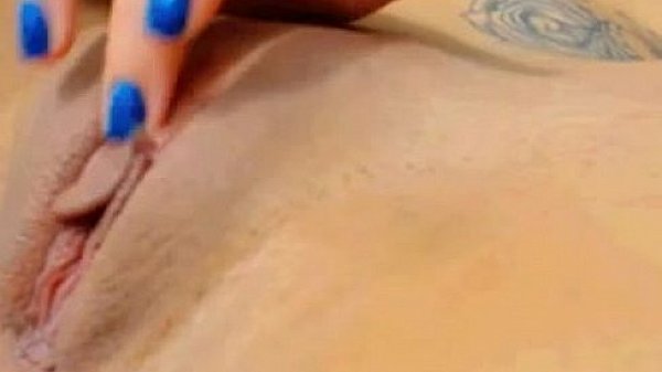 Nonton Close Up Of Clitoris Stimulus Bating On Cam thumbnail