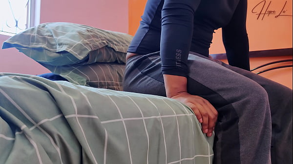 Nonton Teenager Gets Cumshot In Tight Pussy thumbnail