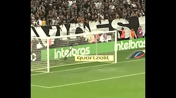 Yuri bota pra mamar gostoso