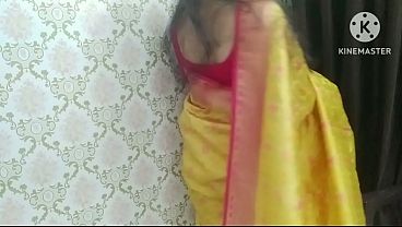Sexy Shikha Narrated Her Pussy Fucking Tales With Father-in-law thumbnail