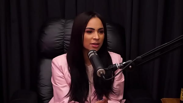 UM CASAL EXTREMAMENTE LIBERAL POCAHONTAS E GALEGO Prosa Guiada 00