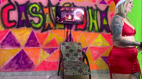 Nonton Feliz Natal Papai Noel Pega No Flagra As Mam&atilde;es Noel Se Chupando! Ele Pega As Duas E Manda Chupa O Saco Dele E O Pau E Fodem O Natal (estreia Maah Baby) thumbnail