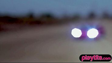 Nonton Curvy Stunning Blonde Milf Flaunts Her Massive Round Tits Outdoors thumbnail