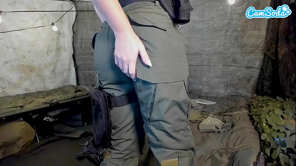 Nonton Beautiful Blonde Teen Solider Plays With Her Pussy thumbnail