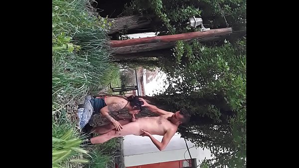 Veo un lugar_abandonado y_no me aguanto ir a coger. LumiaLux