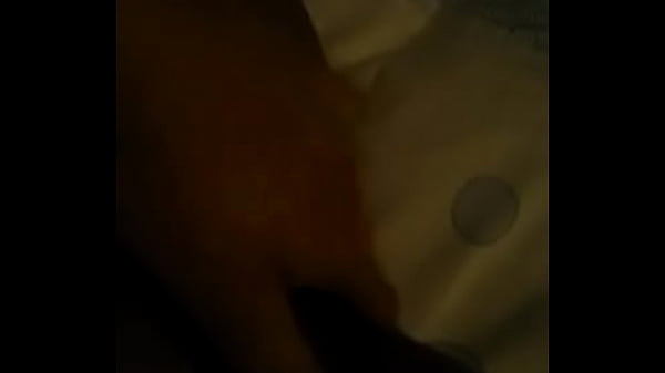 Jugando bien calientita 