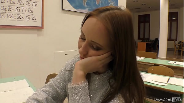 Coed O Connor s SQUIRTING_Fantasy_with Santa ClausCums True