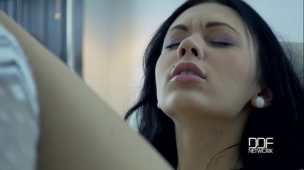 Lick It Before You Stick It - Teen's Twat Love Her Glass Toy thumbnail