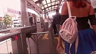 Nonton Me Meten Mano En El Metrobus thumbnail