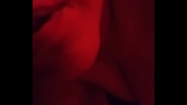 Play MP4 - Cogida por otro chico durante una video llamada con mi cornudo