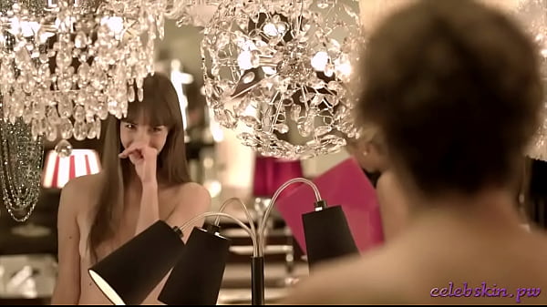 T_Mobile_Naked comercial_Celebskin pw